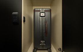 Mue Cubes - Capsule Hotel